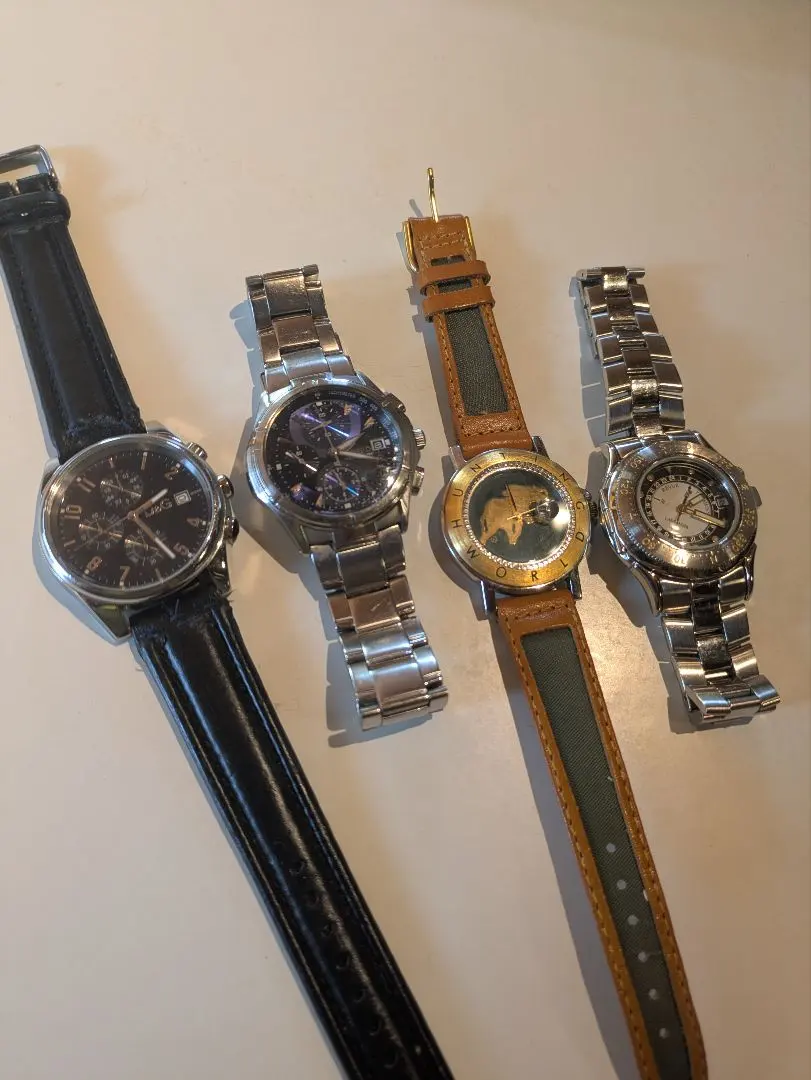 REVUE、D&G WIRED他　メンズ 腕時計 4本セット