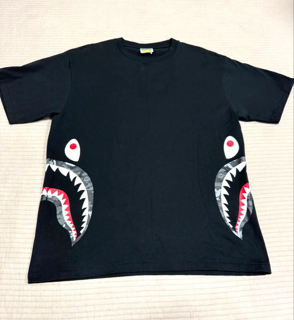 BAPE サイドシャーク　Tシャツ　サイズXL ストリート　ベイプスタ