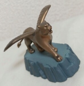Figuras japonesas de sofubi W