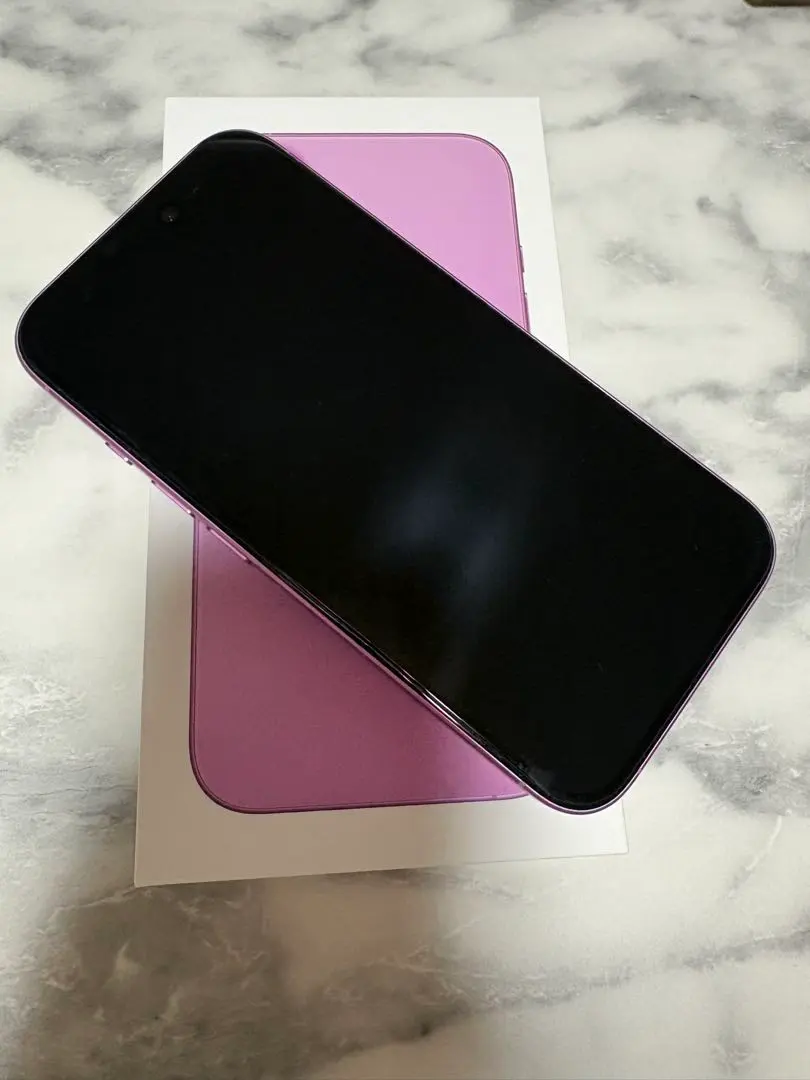 中古　Apple iPhone 16 本体　ピンク 128GB