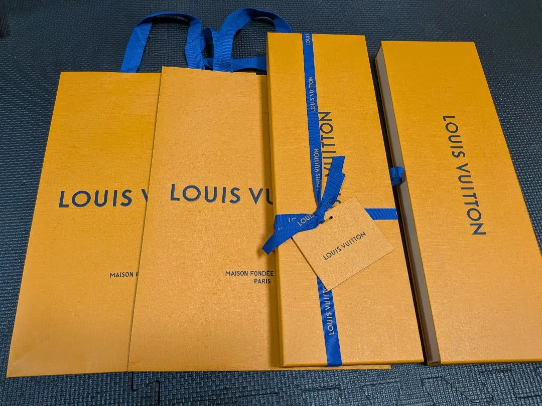 LOUIS VUITTON ネクタイケース+紙袋2点セット