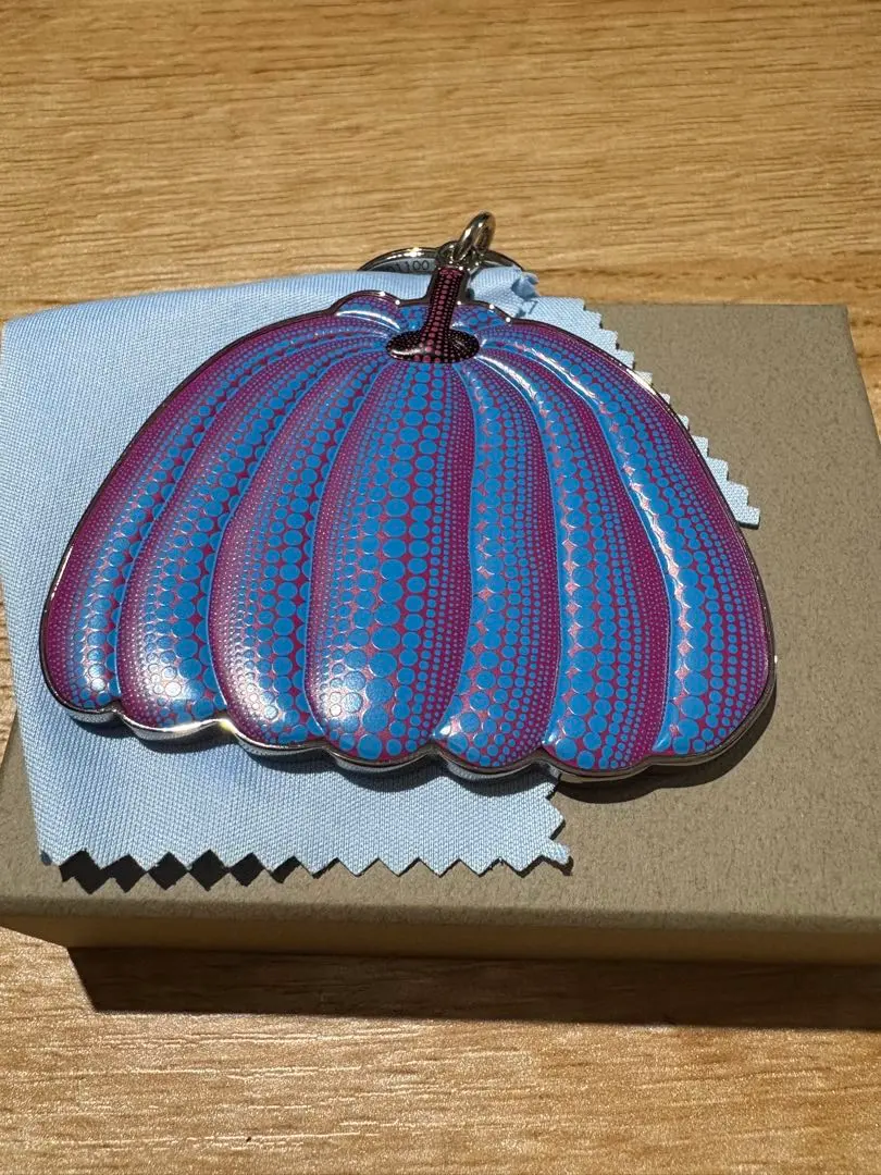 草間彌生× Louis Vuittonコラボ