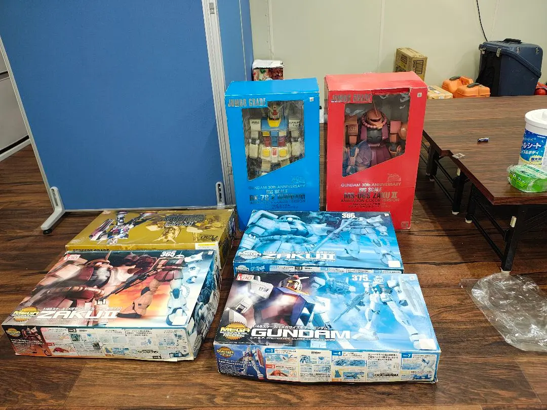 ガンダム　30th アニバーサリー ビッグスケール ガンダムとシャア専用ザク