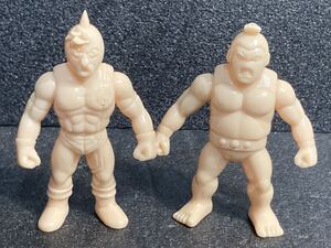 Figuras japonesas de sofubi One up