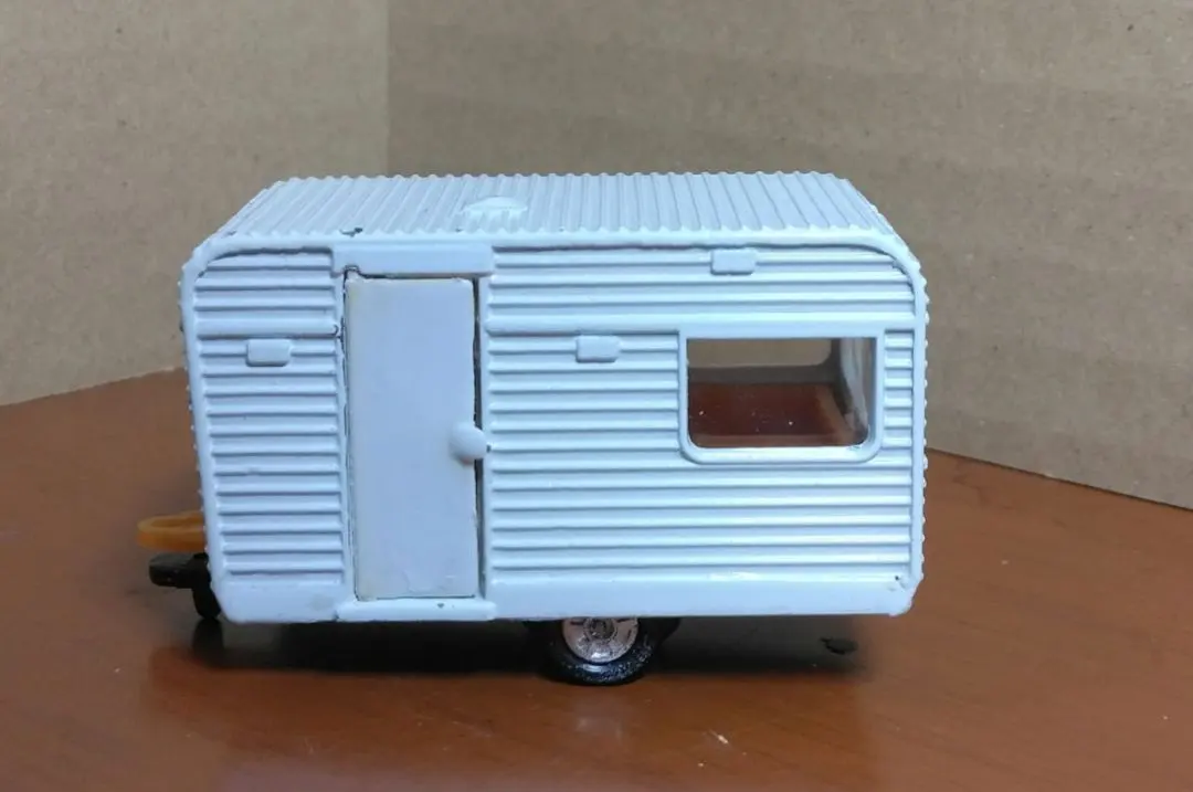 絶版トミカ　フランスベッド　キャンピングカー