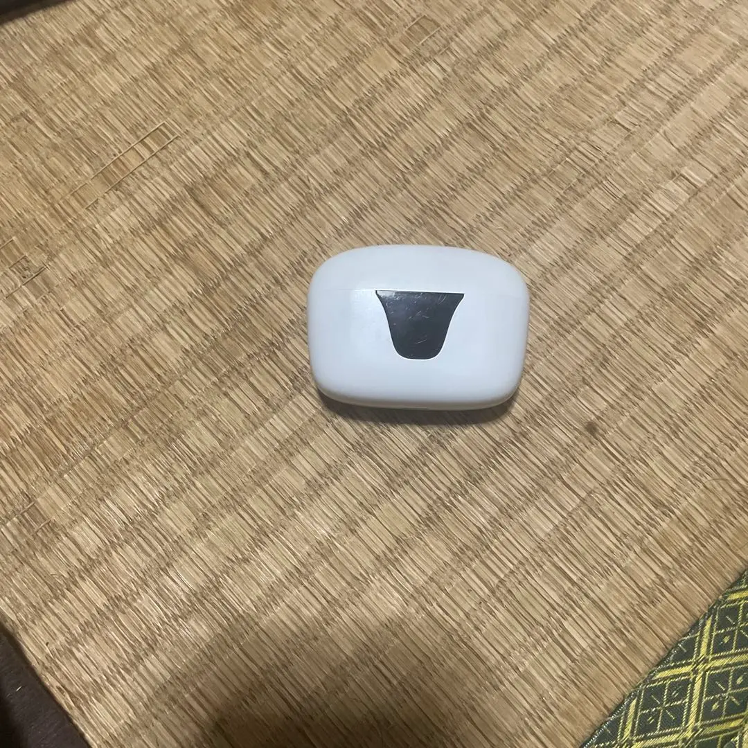 ワイヤレスイヤホン