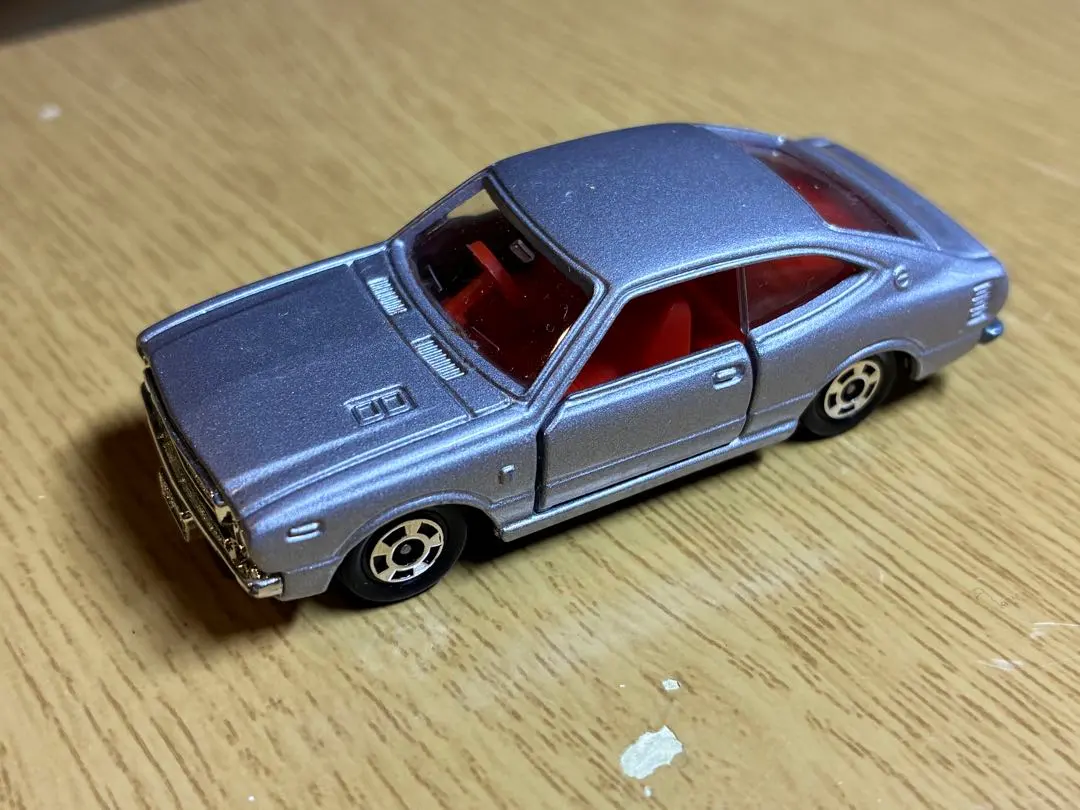 トミカ トヨタ カローラレビン 日本製 黒箱 当時物