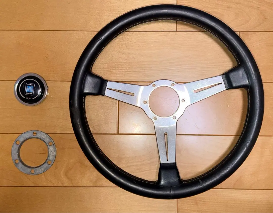 nardi ナルディ レザーステアリング