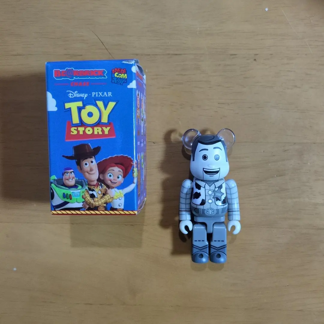 BE@RBRICK TOY STORY Woody モノクロ Ver.